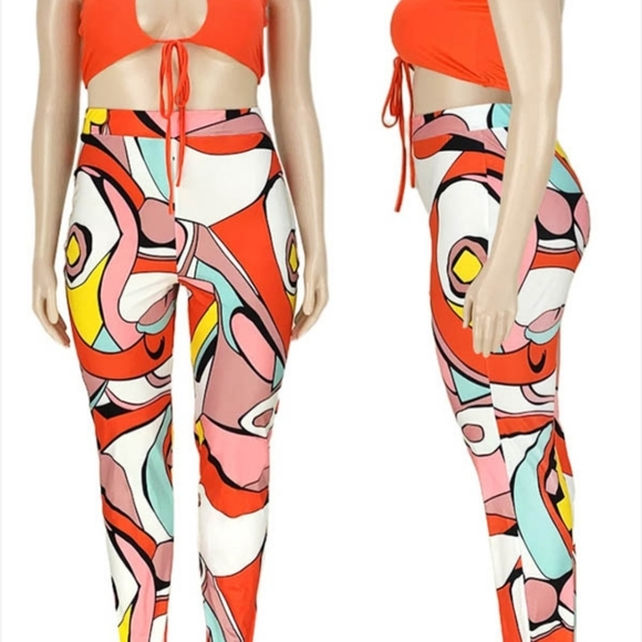 Clothes - Picture 6 of 6